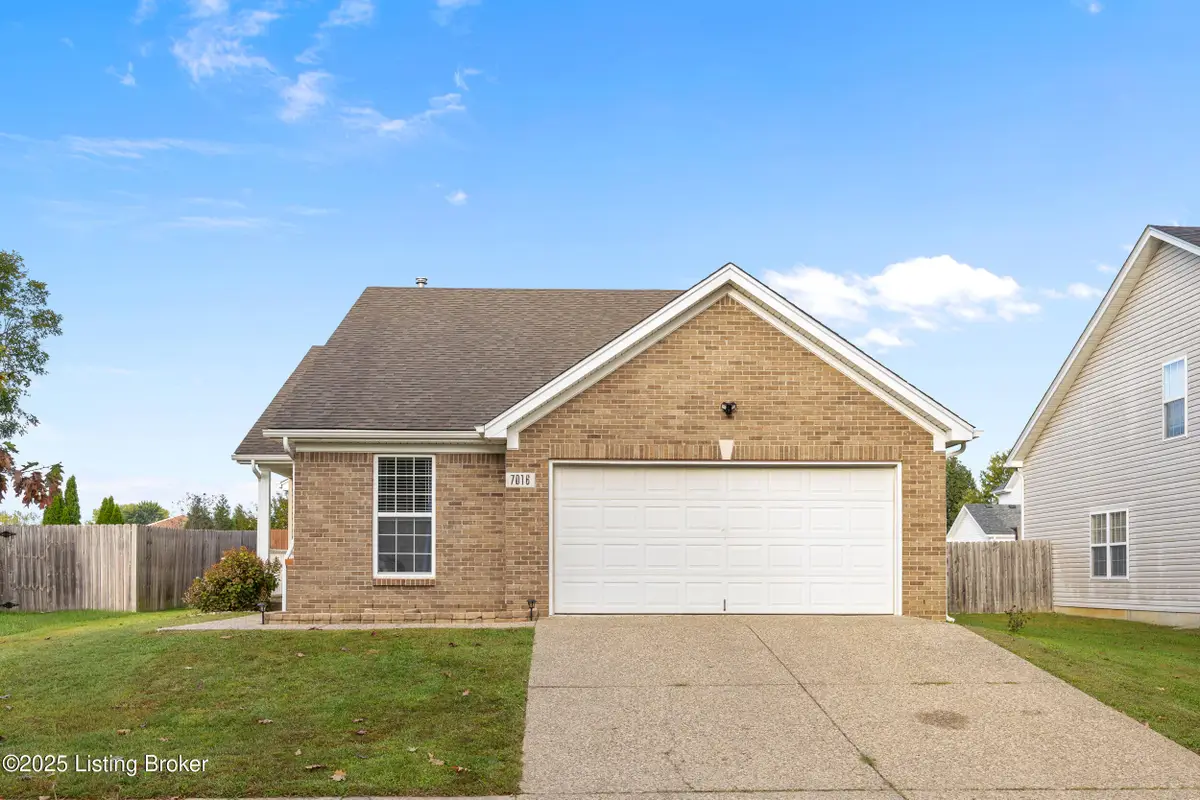 7016 Hollow Oaks Dr, Louisville, KY 40291 - Image #1