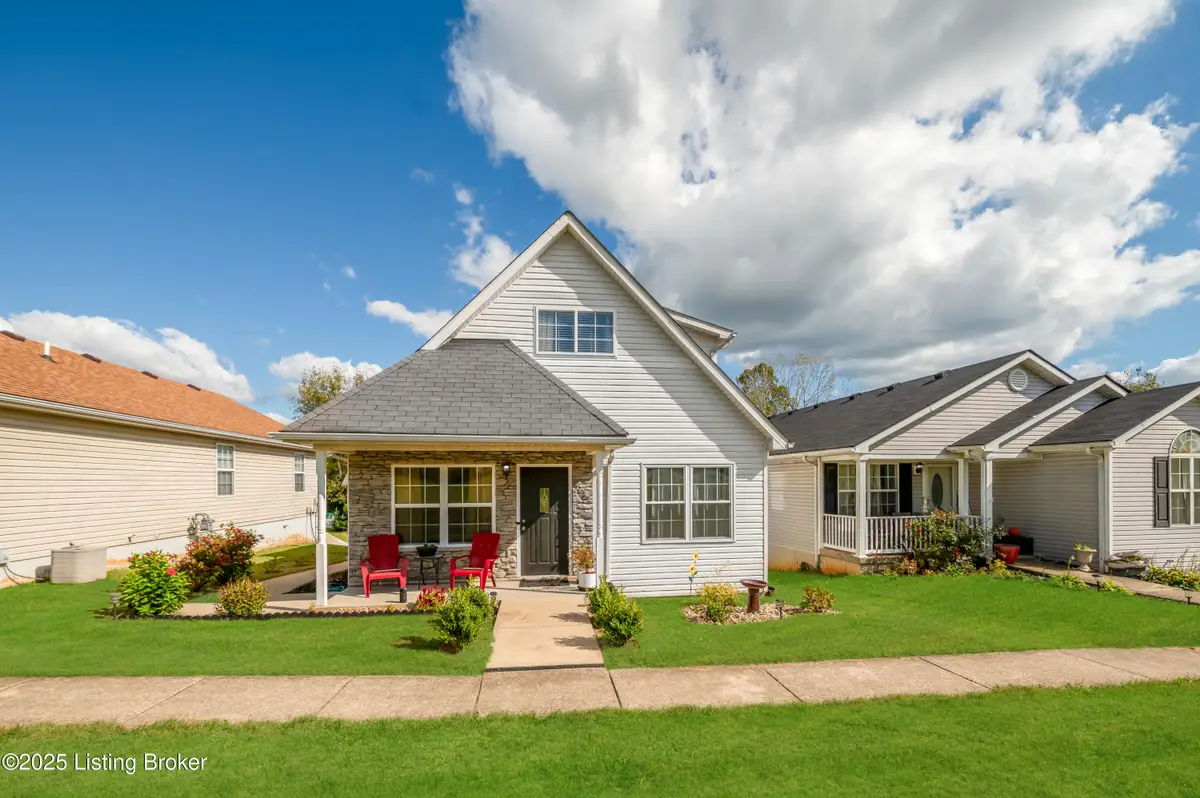 9503 Williamsborough Ln, Louisville, KY 40291 - Image #1