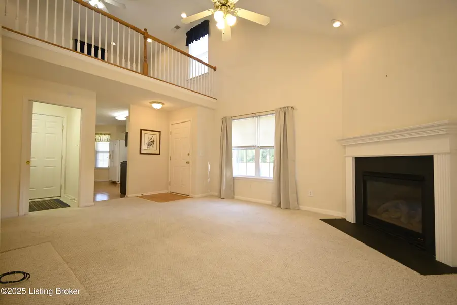 6700 Wynde Manor Dr, Louisville, KY 40228 - Image #2