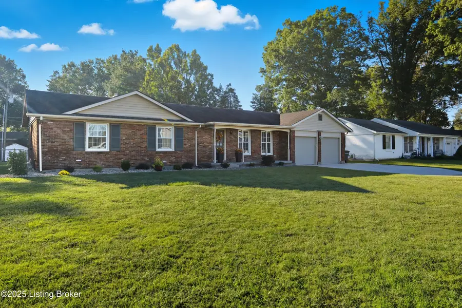 3410 Middle Rd, Jeffersonville, IN 47130 - Image #2