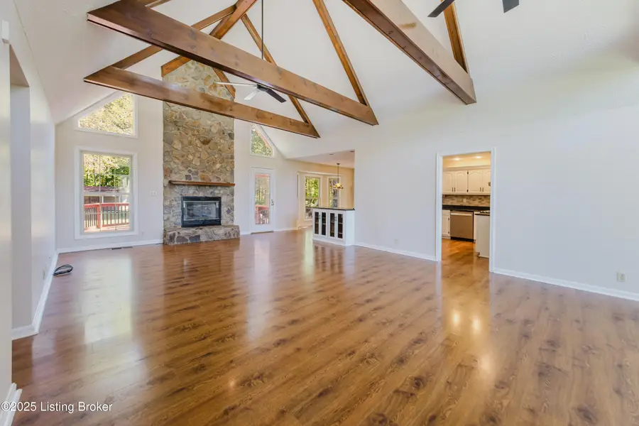 494 Mapleview Dr, Mount Washington, KY 40047 - Image #3