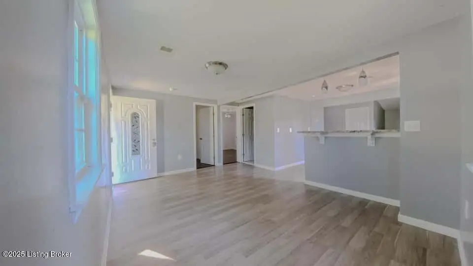 4318 Wilmoth Ave, Louisville, KY 40216 - Image #1