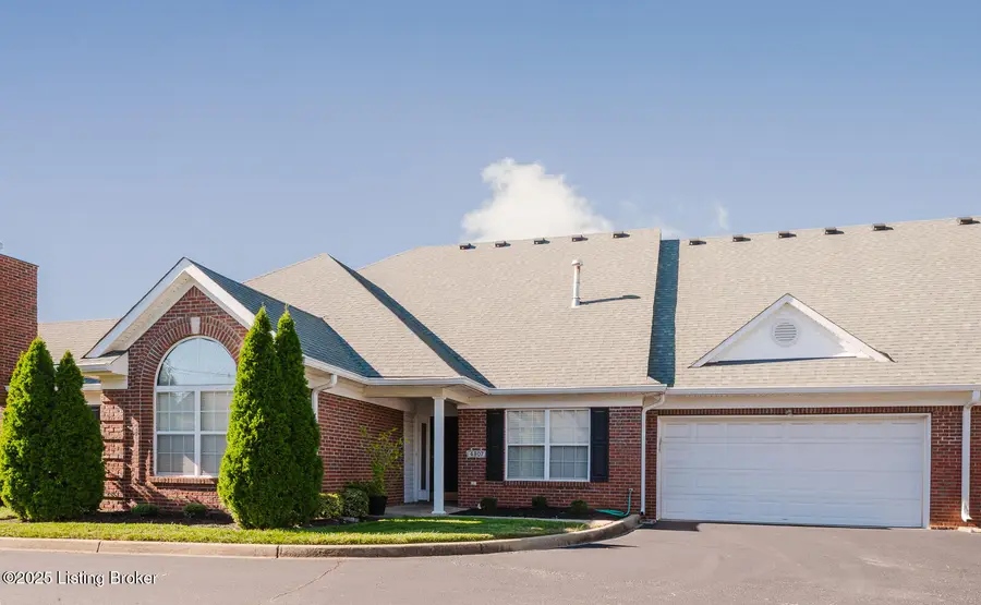 4807 Whitekirk Ct, Louisville, KY 40222 - Image #2