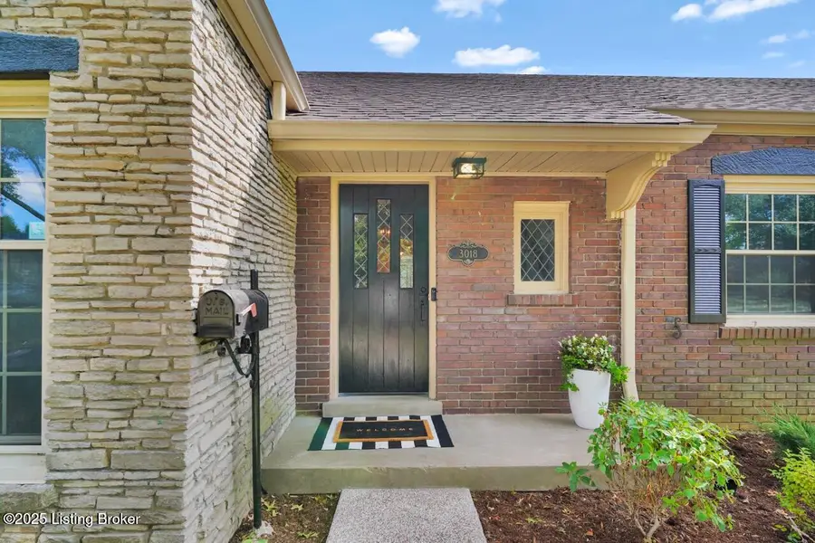 3018 Colonial Hill Rd, Louisville, KY 40205 - Image #2