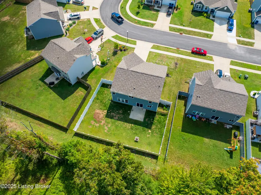 730 Mallard Lake Blvd, Shepherdsville, KY 40165 - Image #3