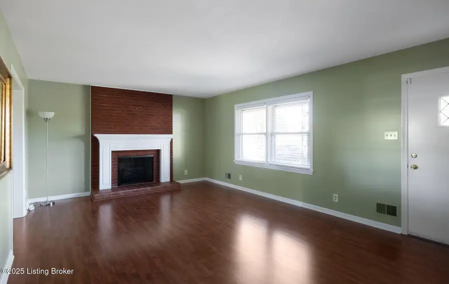 6008 Dutchmans Ln, Louisville, KY 40205 - Image #3