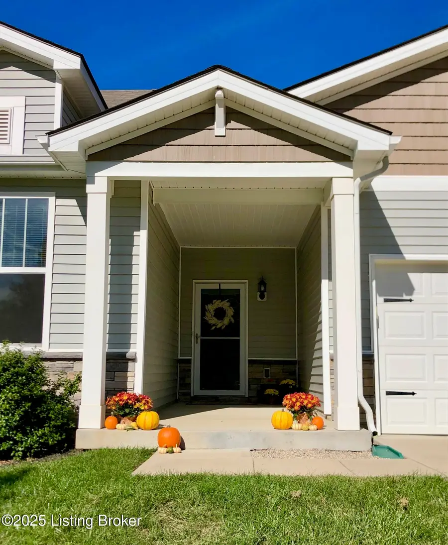 3703 Creekstone Bluff Blvd, La Grange, KY 40031 - Image #2