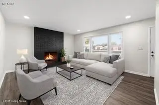 9221 Omar Khayyam Blvd, Louisville, KY 40272 - Image #2