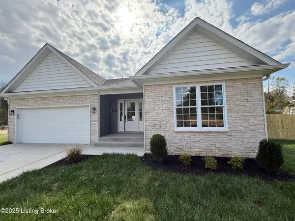 8213 Roseborough Rd, Louisville, KY 40228