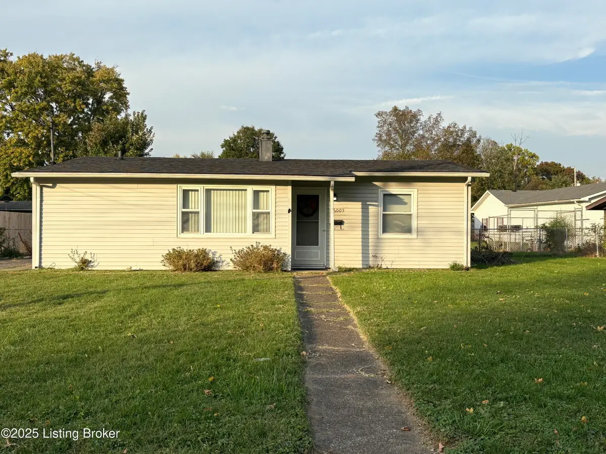 6005 Middleground Dr, Louisville, KY 40272 - Image #1