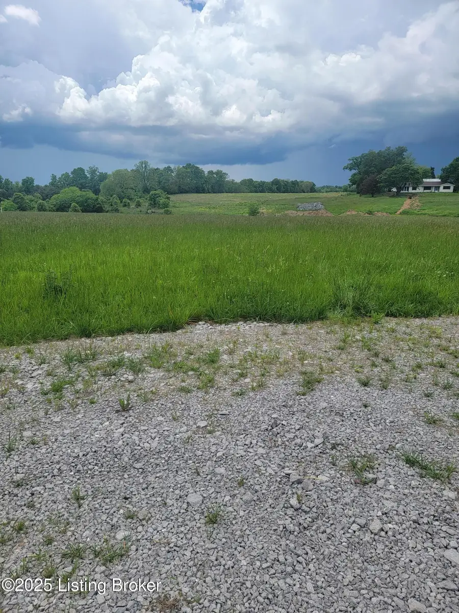 4316 Lagrange Rd, Shelbyville, KY 40065 - Image #2