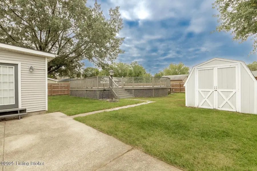 9210 Wakulla Ct, Jeffersontown, KY 40299 - Image #2