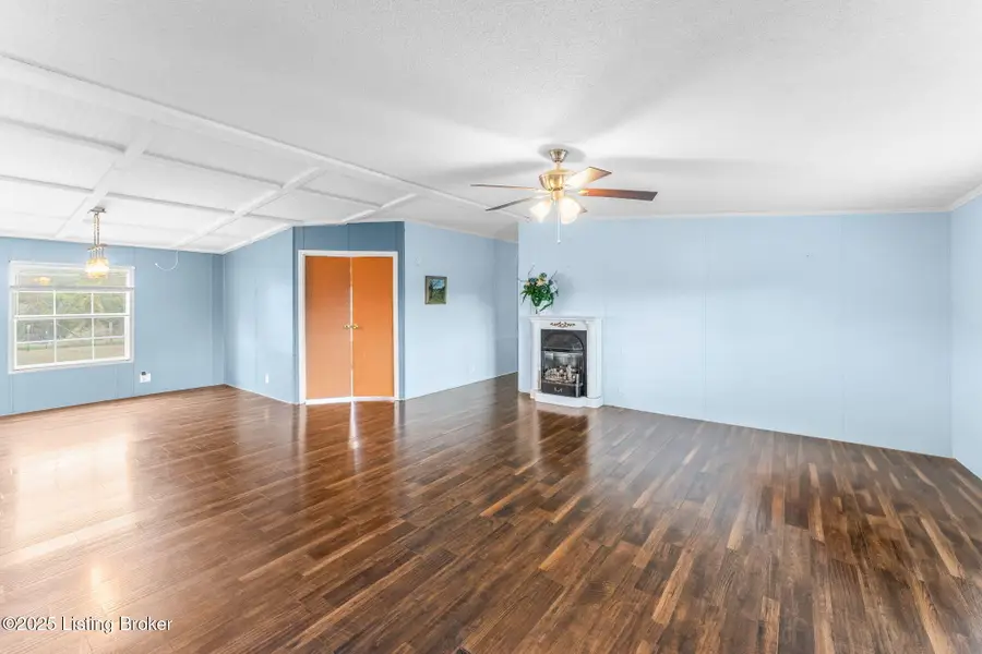 1690 Segal Rd, Brownsville, KY 42210 - Image #3