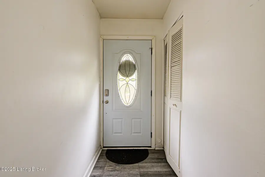 5215 Pyrus Ln, Louisville, KY 40258 - Image #2