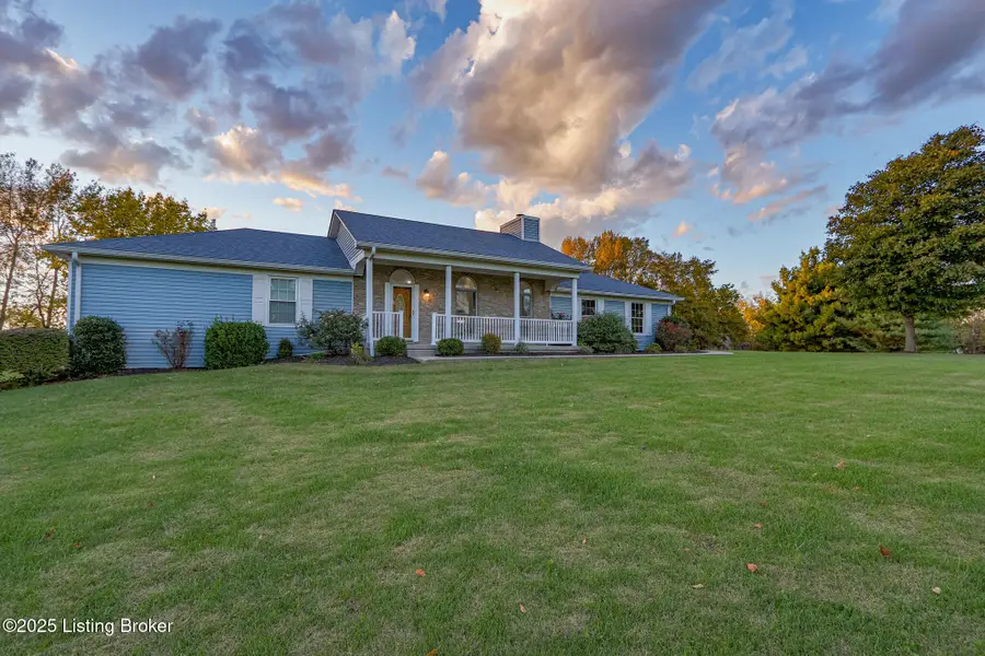 322 Fox Run Dr, Taylorsville, KY 40071 - Image #2