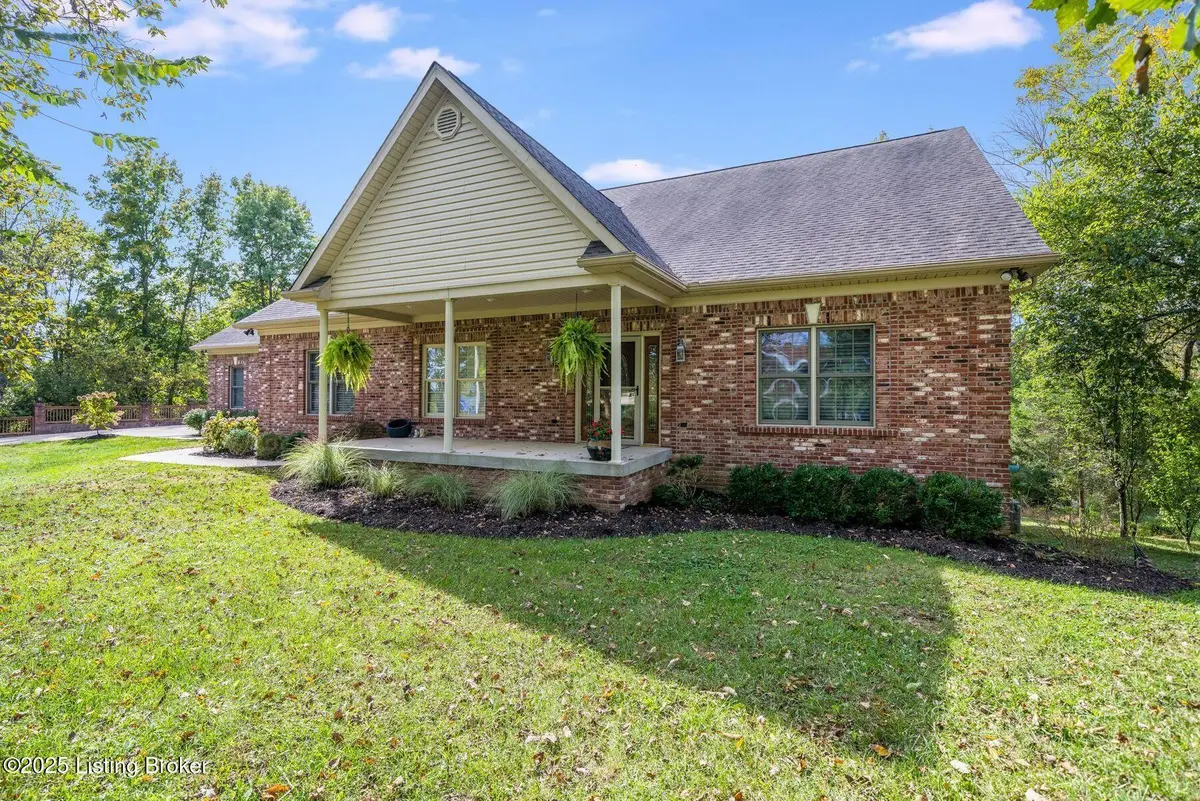 230 Kristen Dr, Fisherville, KY 40023 - Image #1