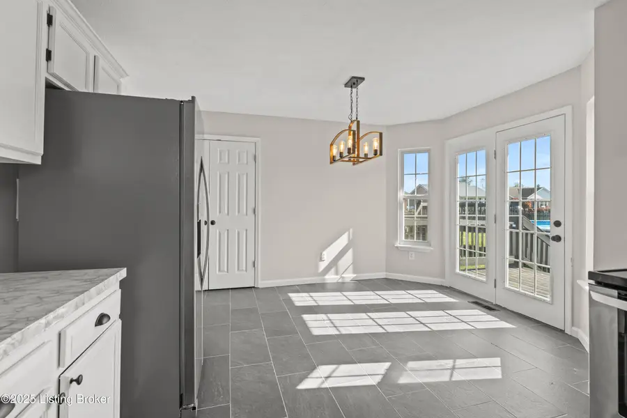 401 Drake Dr, Shepherdsville, KY 40165 - Image #3