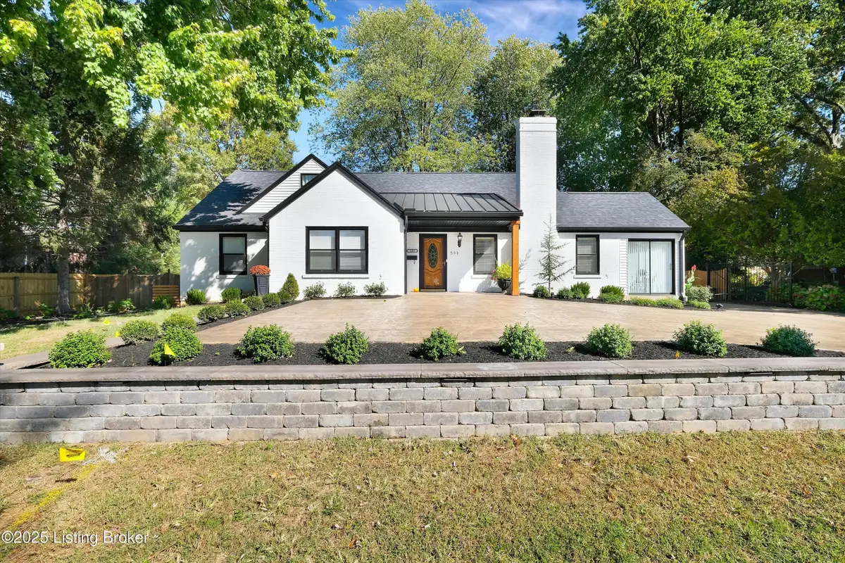 503 Chenoweth Ln, Louisville, KY 40207 - Image #1