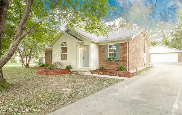 114 Butterfly Ln, Louisville, KY 40229