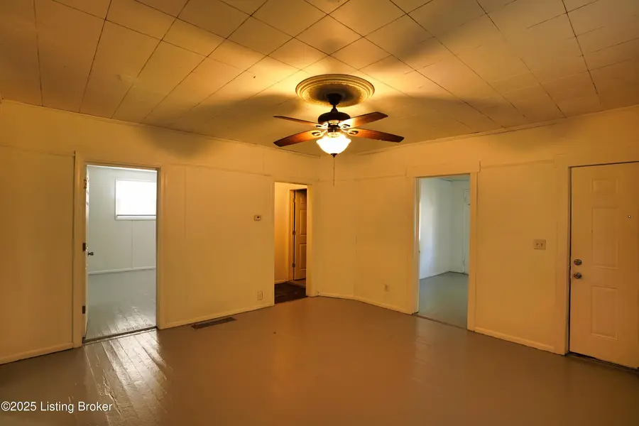 2104 W Burnett Ave, Louisville, KY 40210 - Image #3