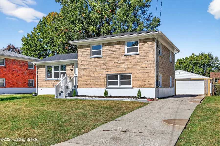 4203 Wooded Way, Louisville, KY 40219 - Image #2