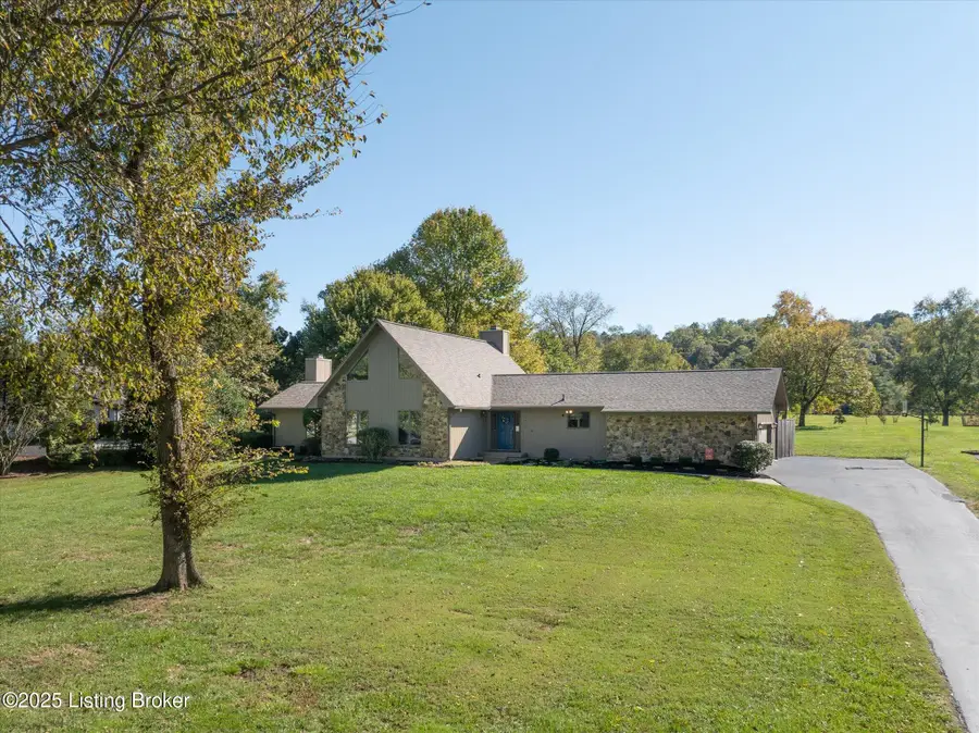 2017 Cardinal Harbour Rd, Prospect, KY 40059 - Image #3