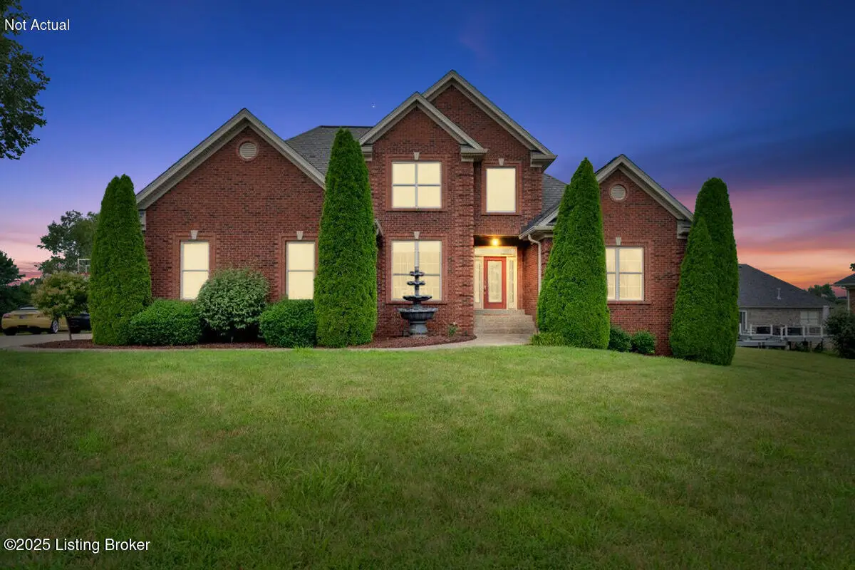 12306 Pinehurst Ct, Sellersburg, IN 47172 - Image #1