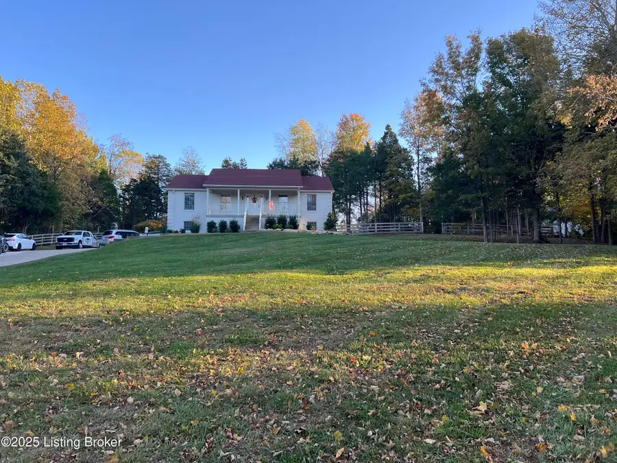 442 Oakwood Cir, Pendleton, KY 40055 - Image #2