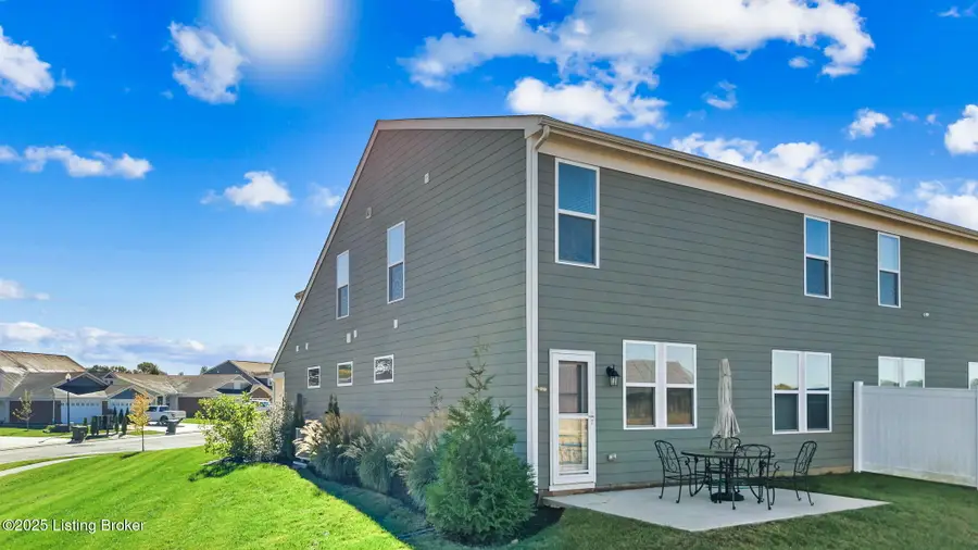 111 Switchgrass Ln, Mount Washington, KY 40047 - #3