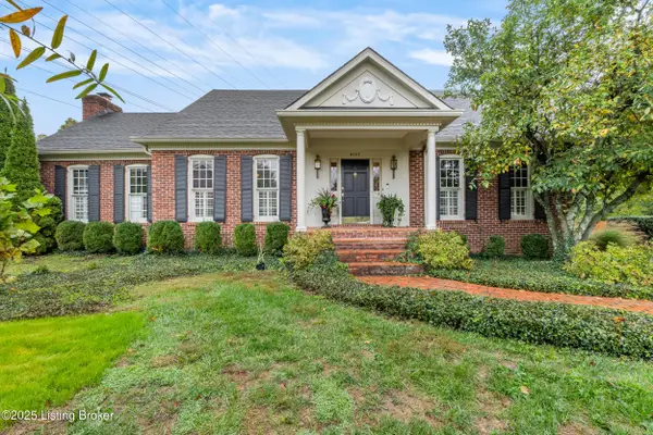 6107 Windrow Pl, Louisville, KY 40207