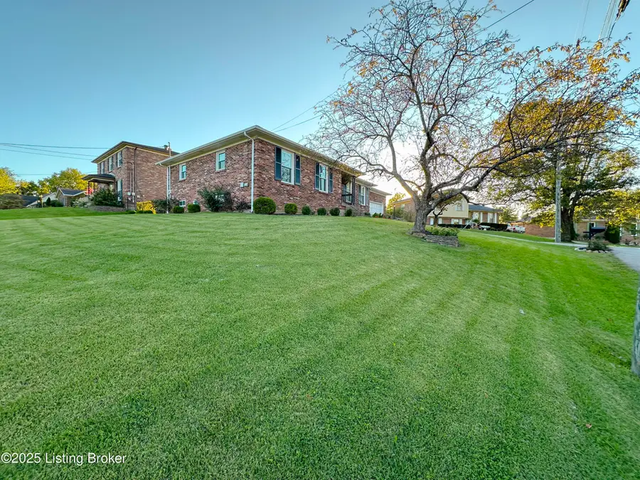 2522 Wyeth Ct, Louisville, KY 40220 - Image #3