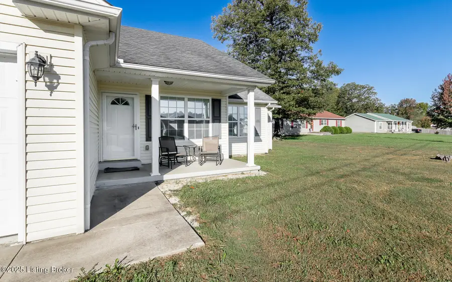 308 Standing Oak Dr, Elizabethtown, KY 42701 - Image #2