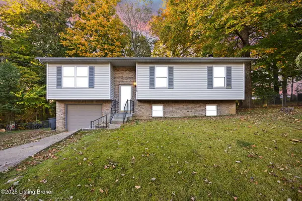 114 Amanda Ct, Radcliff, KY 40160