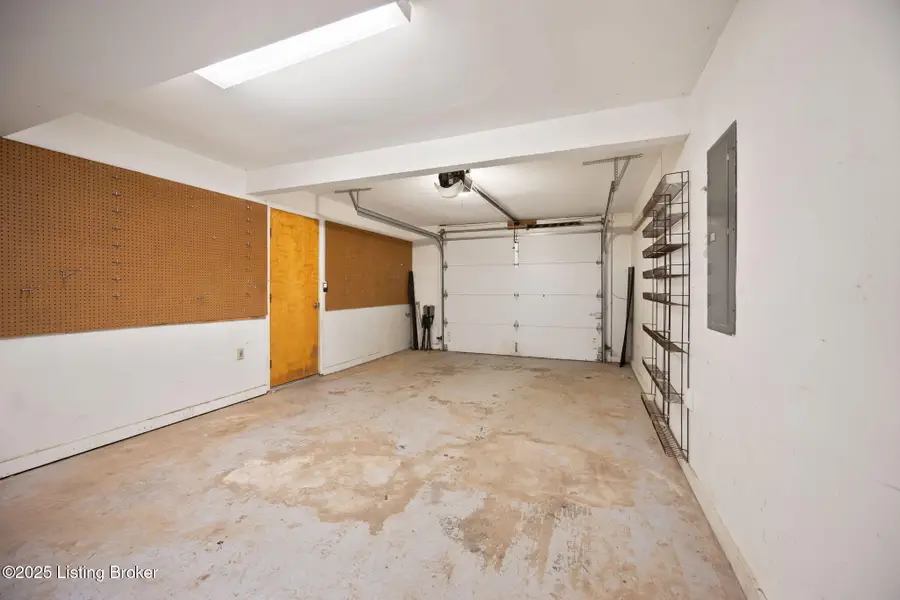 114 Amanda Ct, Radcliff, KY 40160 - Image #2