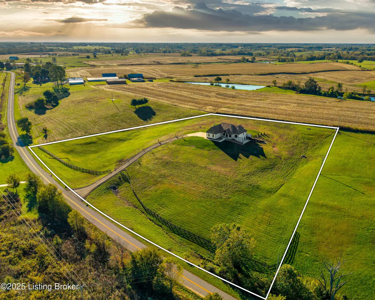 4031 Vigo Rd, Bagdad, KY 40003 - Image #1