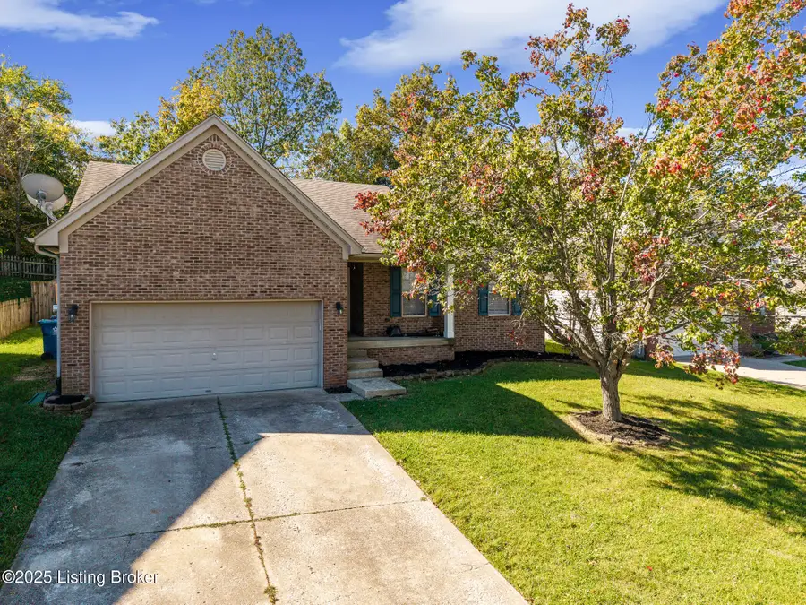 920 Woodland Ridge Cir, La Grange, KY 40031 - Image #3