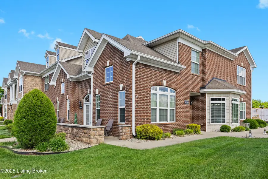 10201 Lark Meadow Dr, Louisville, KY 40291 - Image #2