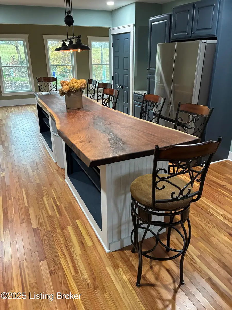 10839 Cropper Rd, Pleasureville, KY 40057 - Image #2