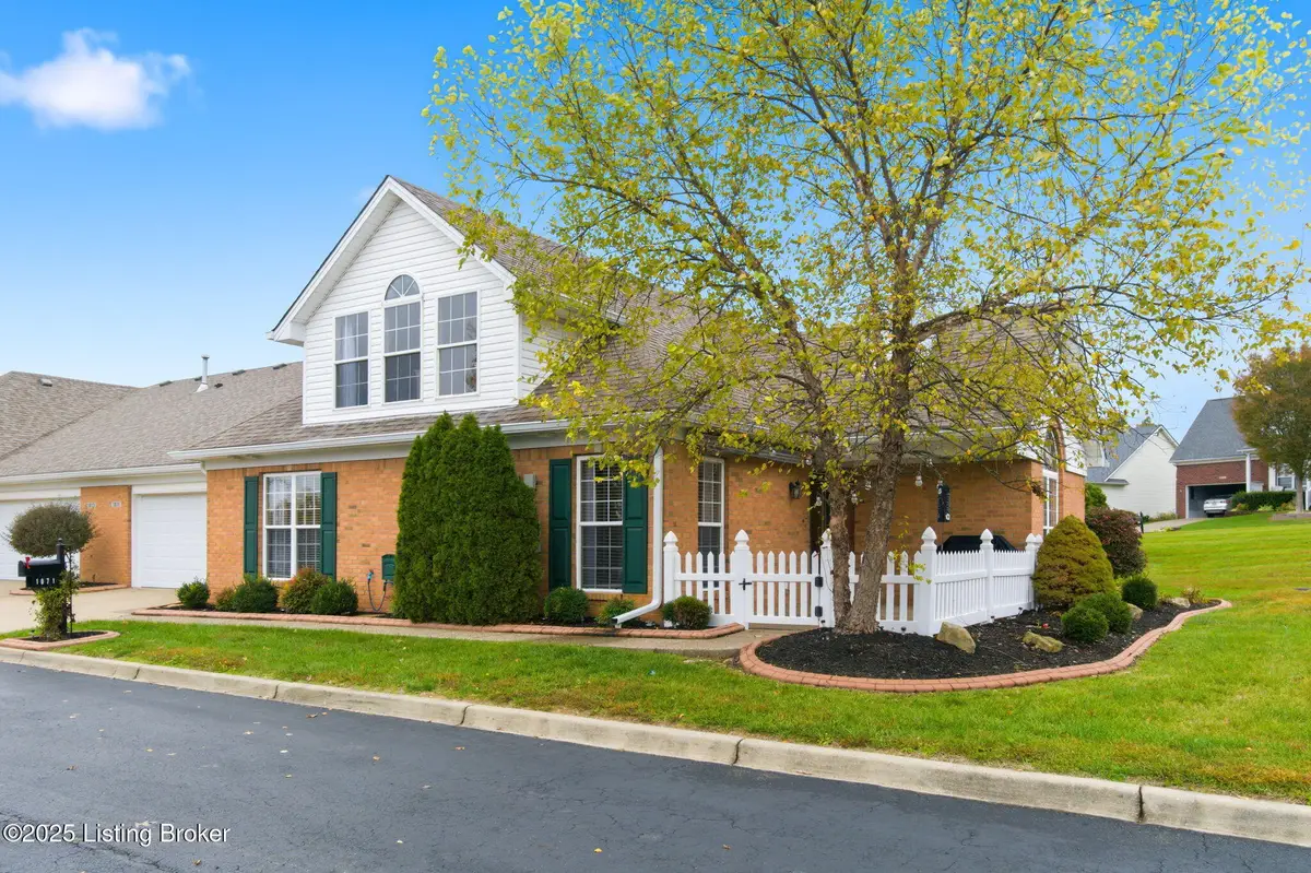 1071 Rosewood Pl, La Grange, KY 40031 - Image #1