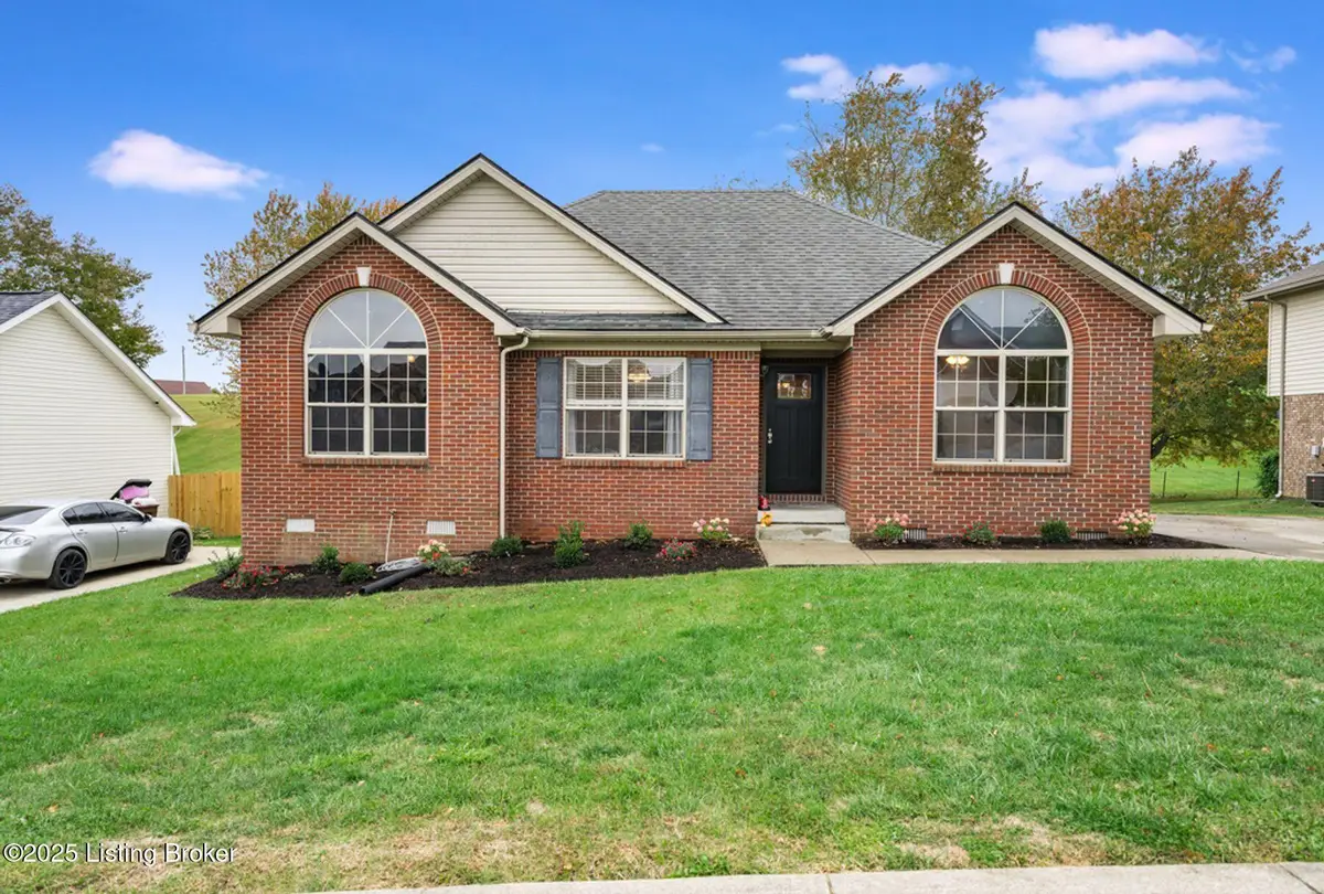 105 Swan Way, Taylorsville, KY 40071 - Image #1
