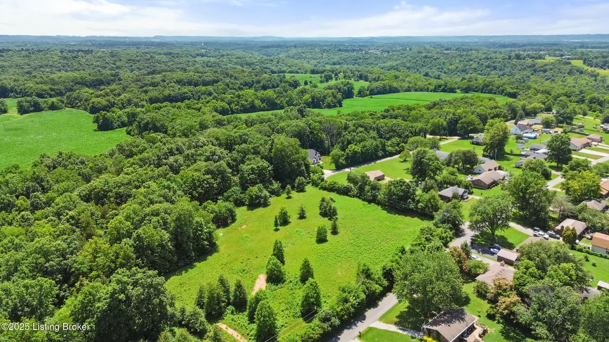 3969 Flatlick Rd, Mount Washington, KY 40047 - Image #1