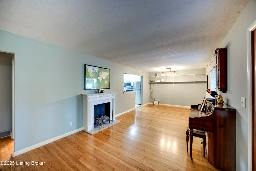 4029 Laurelwood Ave, Louisville, KY 40220 - Image #3