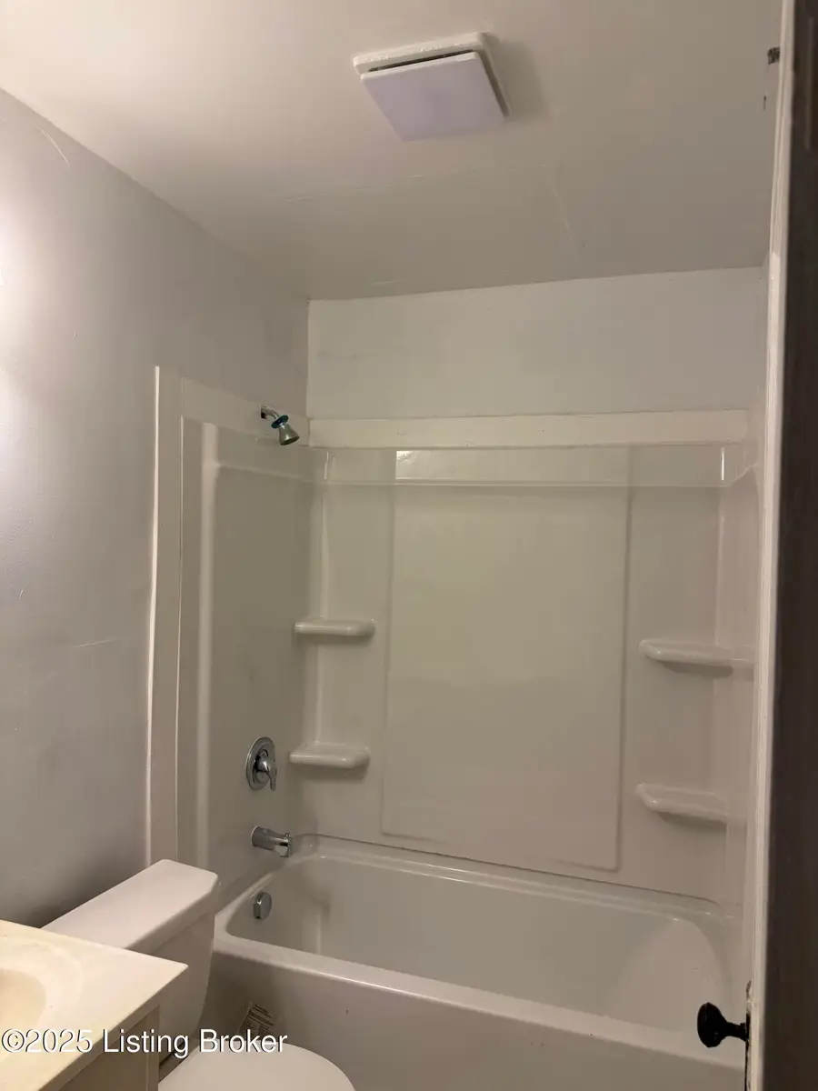 114 S Bayly Ave, Louisville, KY 40206 - Image #3