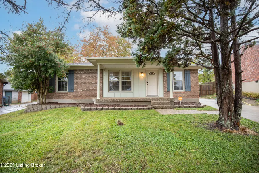 6806 Creedmoor Ct, Louisville, KY 40228 - Image #2