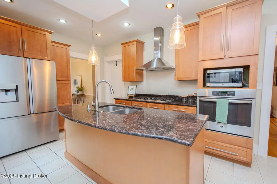 2104 Lauderdale Rd, Louisville, KY 40205 - Image #3