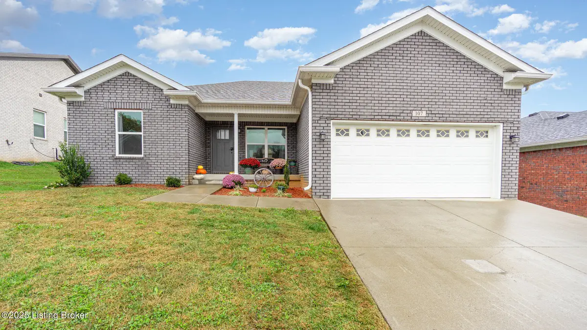 107 Blue Spruce Dr, Frankfort, KY 40601 - Image #1