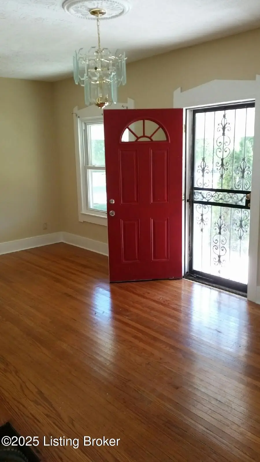 4625 Brewster Ave, Louisville, KY 40211 - Image #2