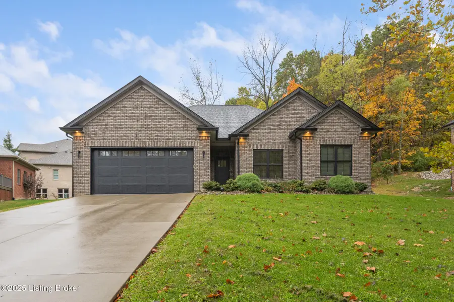 2703 Clearstream Ct, New Albany, IN 47150 - Image #3