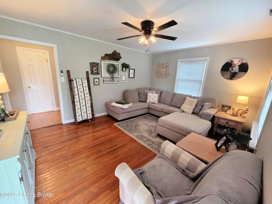 813 Johnson St, Bardstown, KY 40004 - Image #2