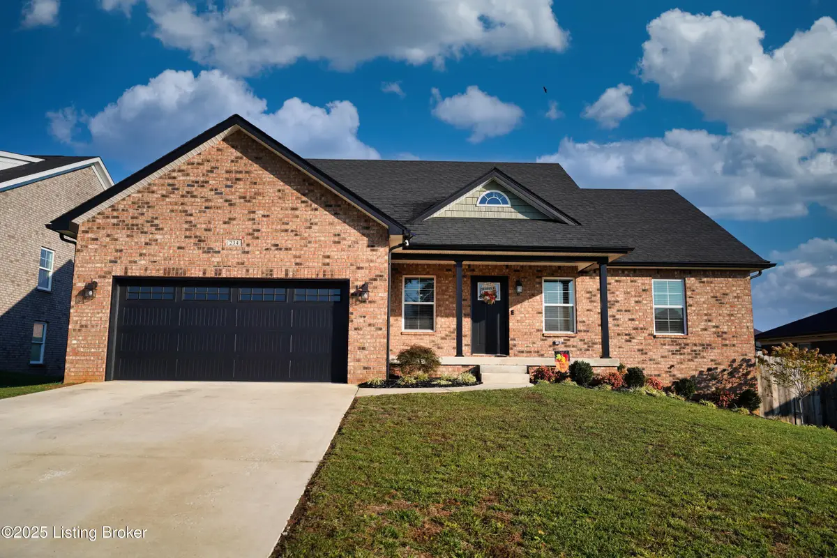 234 Williamsburg Dr, Mount Washington, KY 40047 - Image #1